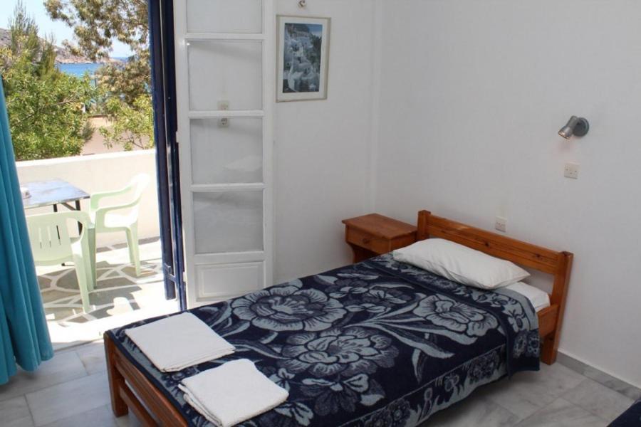 Purple Pig Stars Camping & Bungalows Mylopotas Esterno foto
